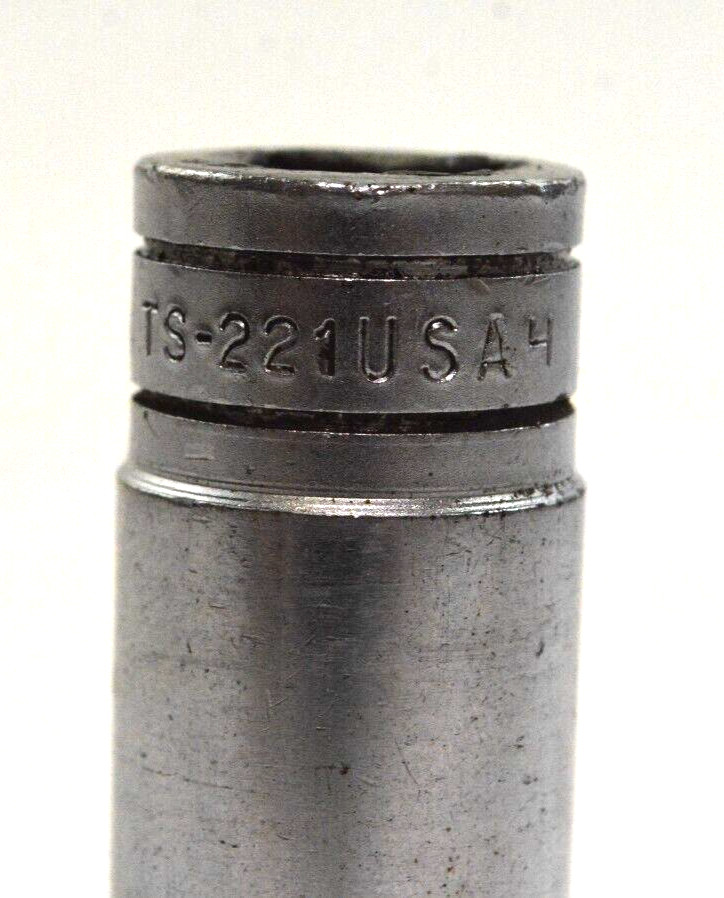 Snap-On Tools TS-221- 1/2 Drive 11/16″ 6 Point Deep Socket