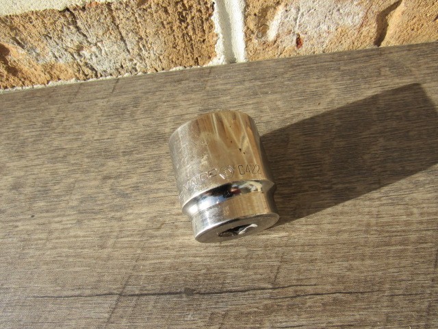 MATCO C422 1/2″ DRIVE 1 5/16″ CHROME SHALLOW 12 POINT 1 & 5/16″ C 422 SOCKET SAE