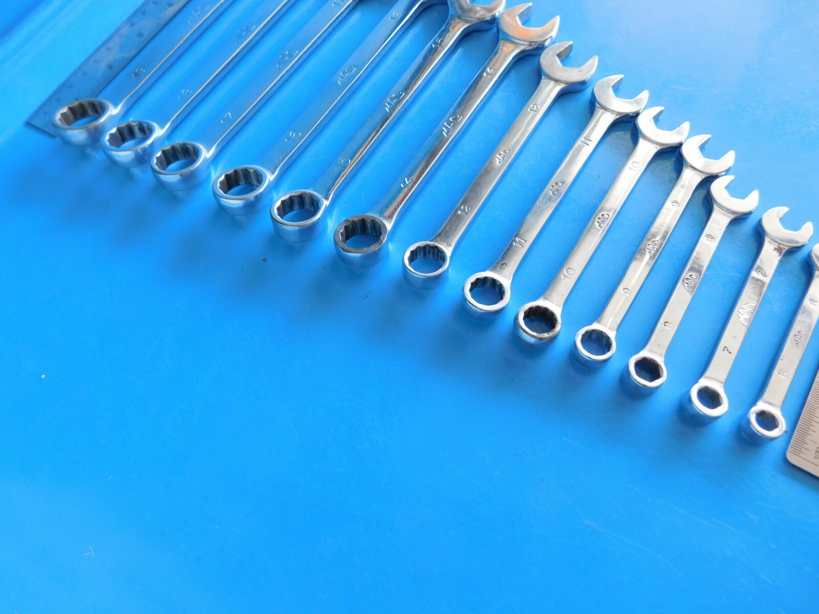 USED, MAC SHORT COMBO WRENCHS «6,7,8,9,10,11,12,14,15,16,17,18,19MM» LOT OF 13