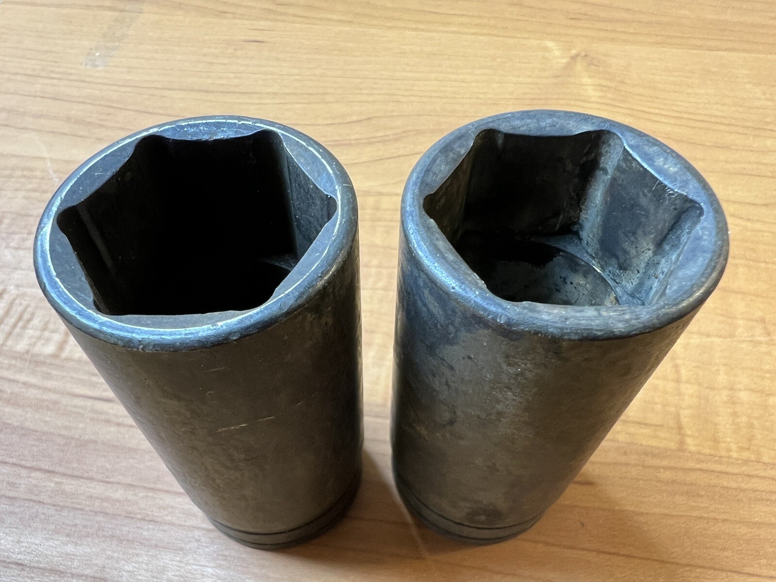 Snap-on Tools GTS381 & GTS401 – 1-3/16″ and 1-1/4″ Flank Drive Deep Socket Lot