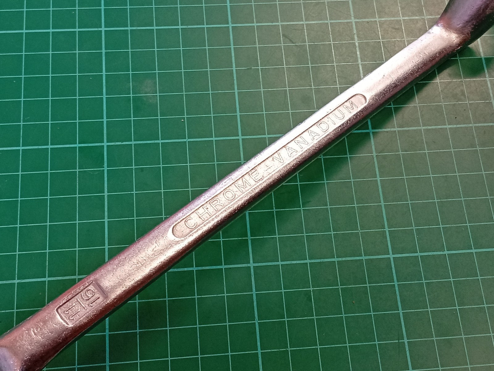 Elora No110 11/16″ x 3/4″ AF, Chrome-Vanadium Offset Ring Spanner, Germany