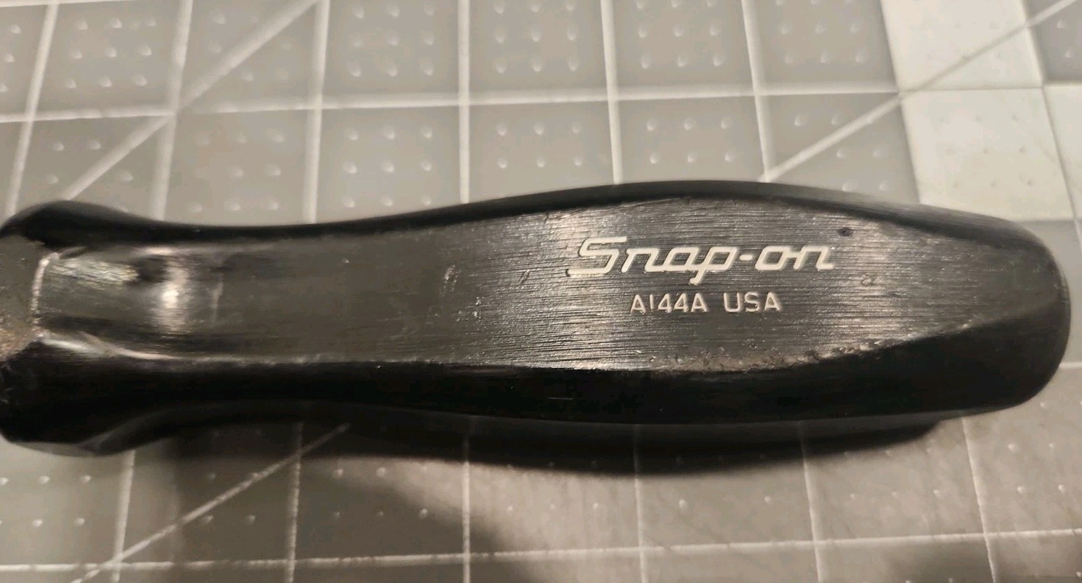 Snap On Tools Flywheel Turner Holder 12″ Black Hard Handle A144A NOS
