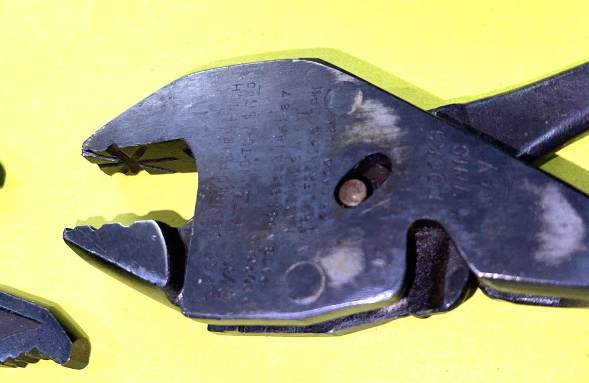 EIFEL TOOLS VINTAGE PLIERENCH & 2 EXTRA HEADS
