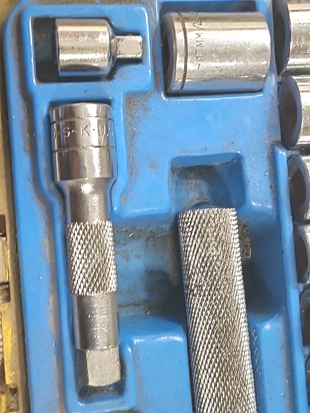 Royal Tools 40 Piece SAE & Metric Ratchet Socket Vtg Tool Set No 275 & S-K TOOL