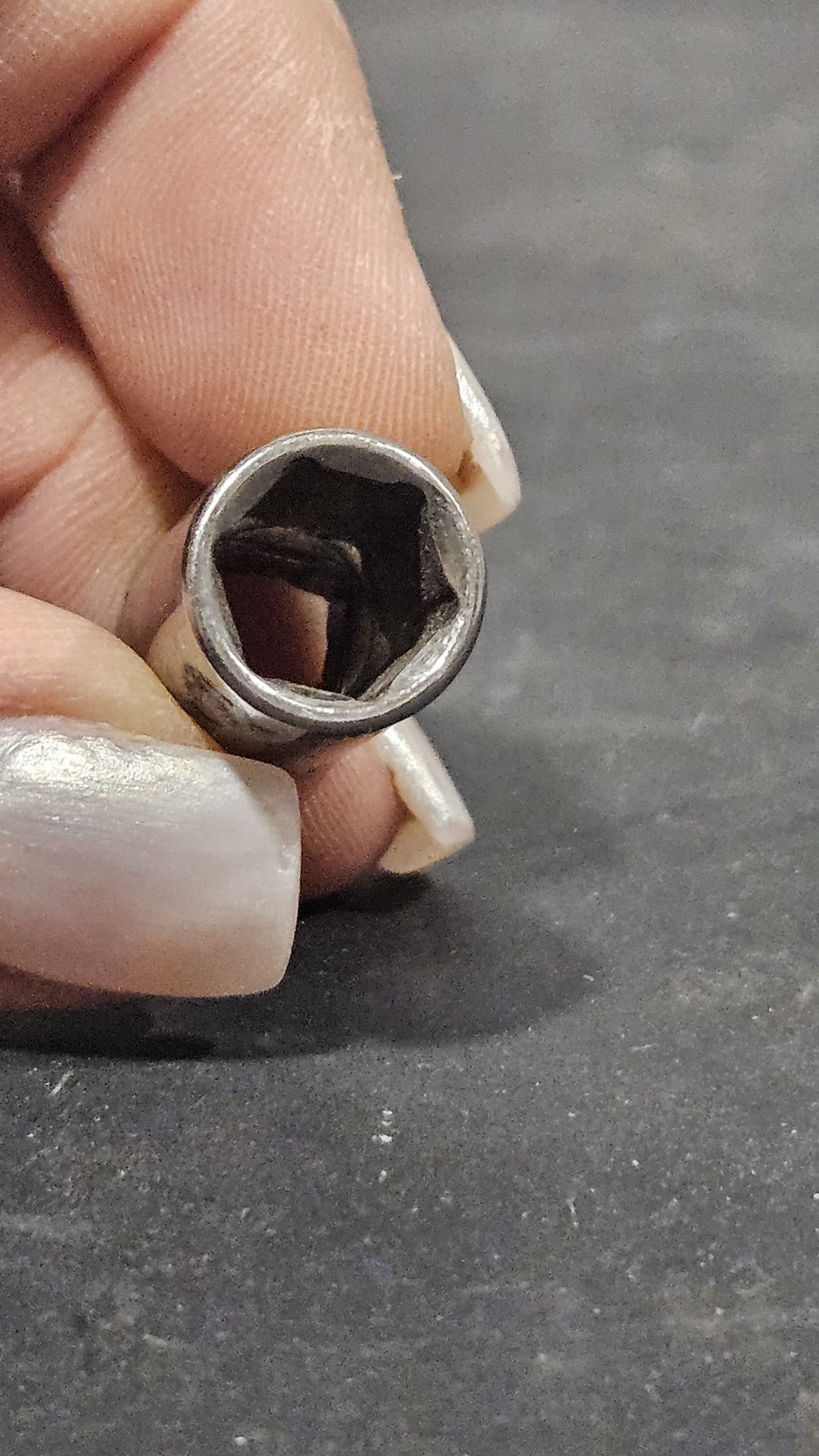 Craftsman USA 3/8″ Socket 6 Point 1/4″ Drive G2D 34596 Easy Read