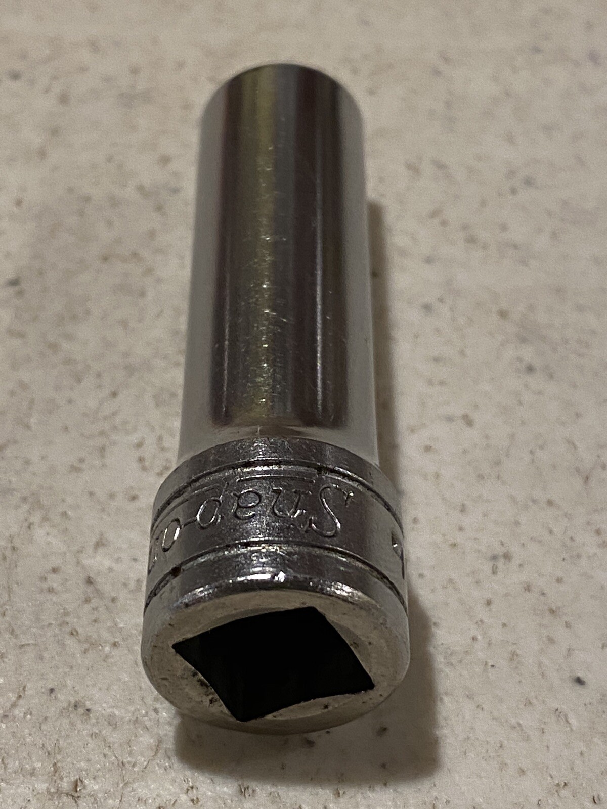 Snap on 3/8″ Drive 12 Point 3/8″ Deep Chrome Socket # SF121