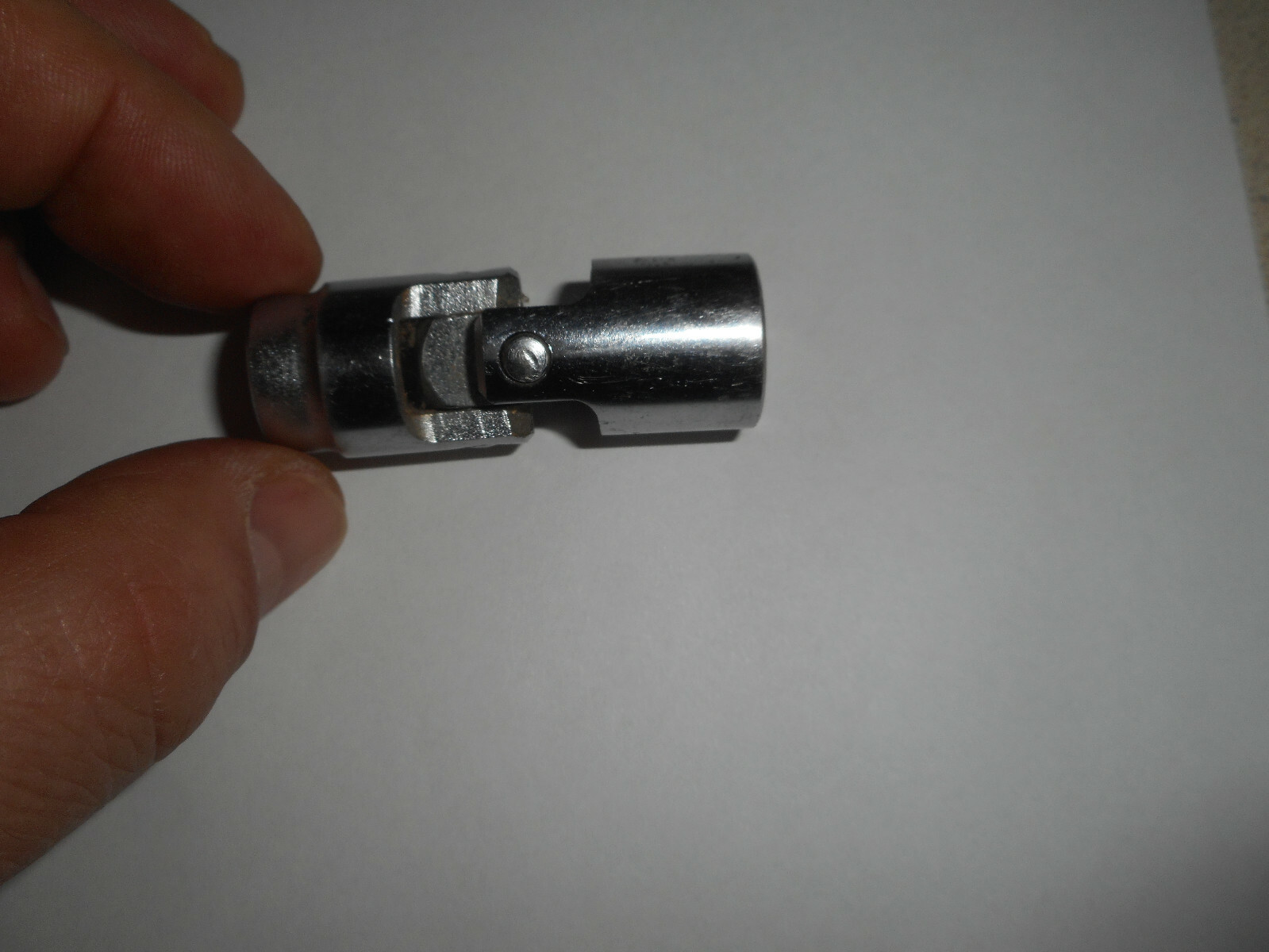 7/16″ Universal Swivel Socket 6 point 3/8″ Drive Chrome SAE
