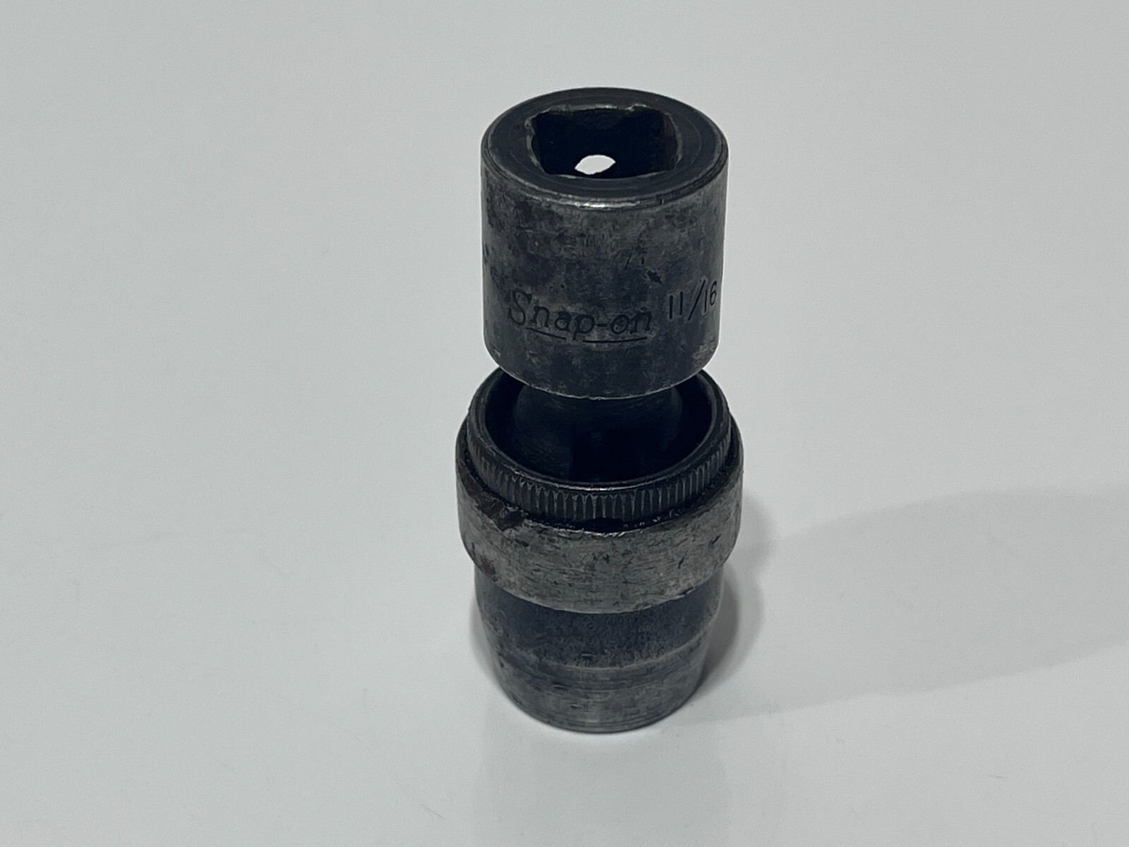 Snap-On Tools USA IMB220D SAE 11/16″ Swivel Universal Impact Socket – 1/2″ Drive
