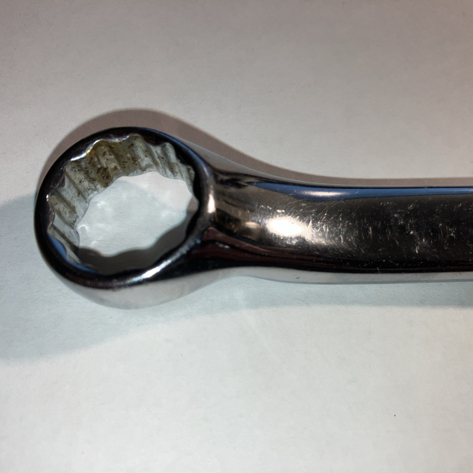 Snap-on Tools XB2022 5/8″ x 11/16″ Offset Box End Wrench Underlined Logo USA