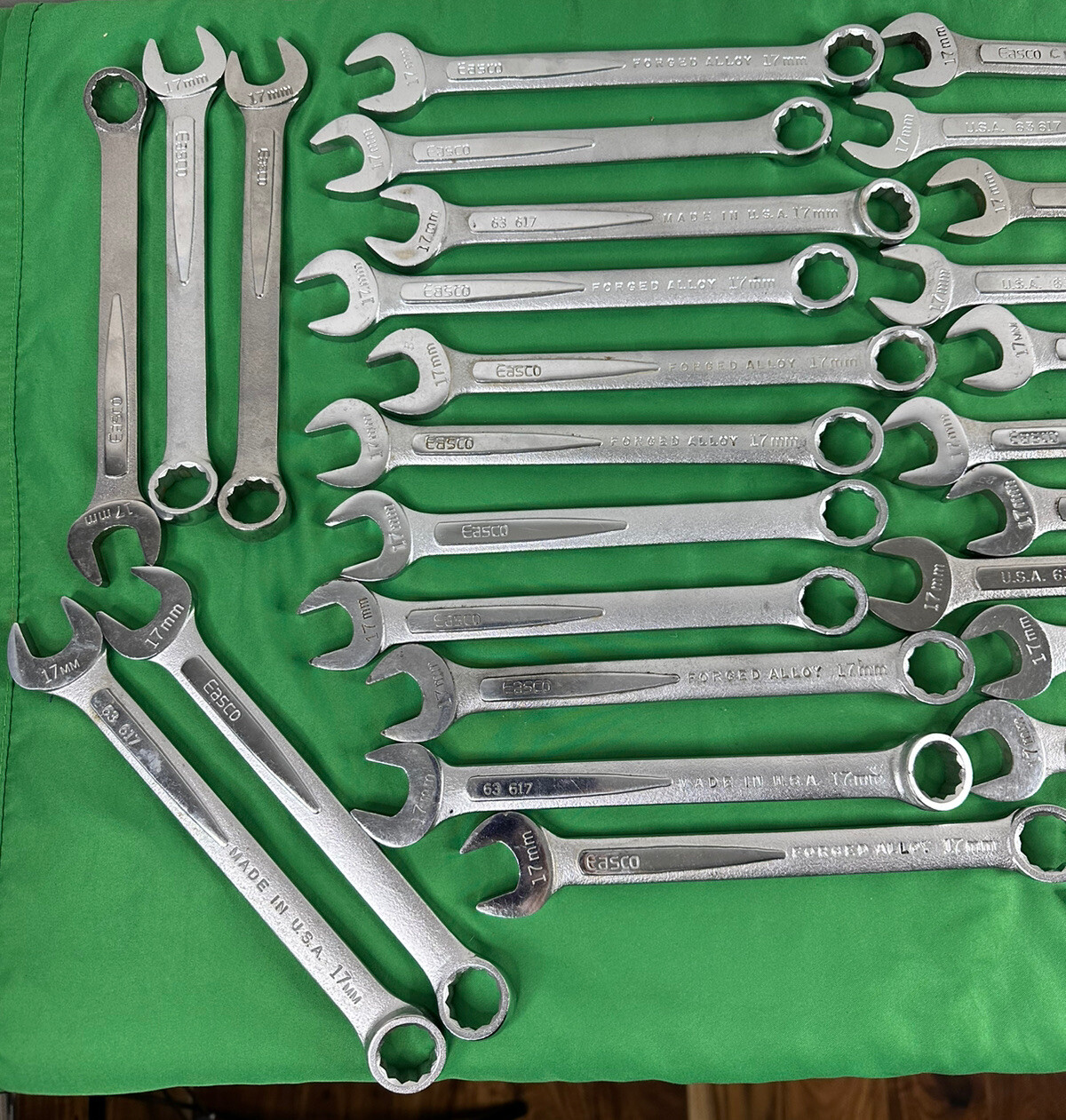 Lot of Five (5) EASCO 17mm 12 Point Combination Wrench Tool # 63 617 (63617)