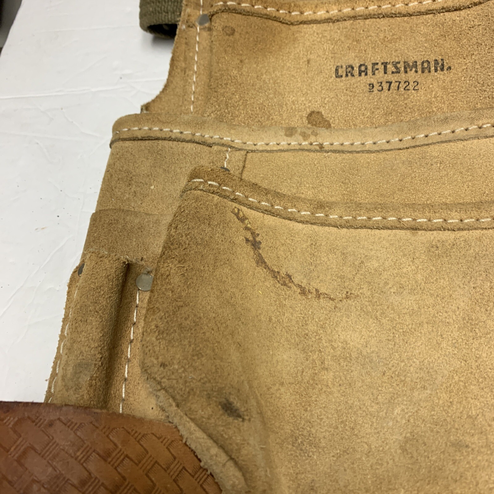 Craftsman Extra-Large Leather Nail /Tool Bag 37722 Leather Belt