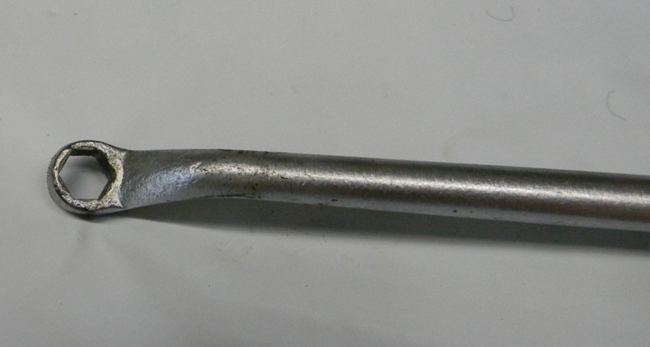 SNAP-ON 1/4″ X 3/8″ 6PT 9-1/4″ LONG BRAKE BLEEDER WRENCH #B1458A MADE IN THE USA