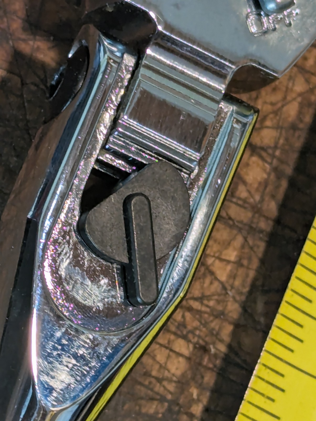 ICON 3/8 Swivel Head Ratchet R2LKG