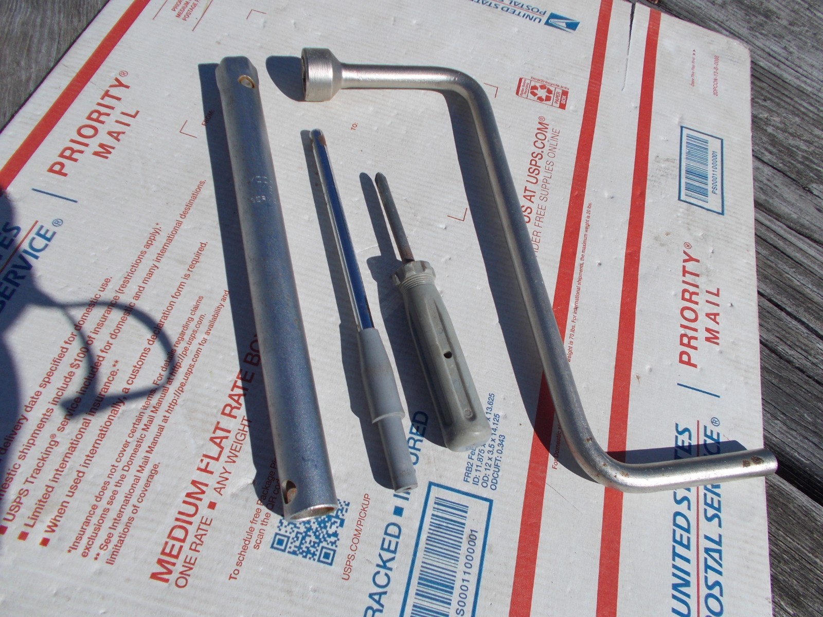 BMW E30 and Various models Trunk Tools OEM. Heyco