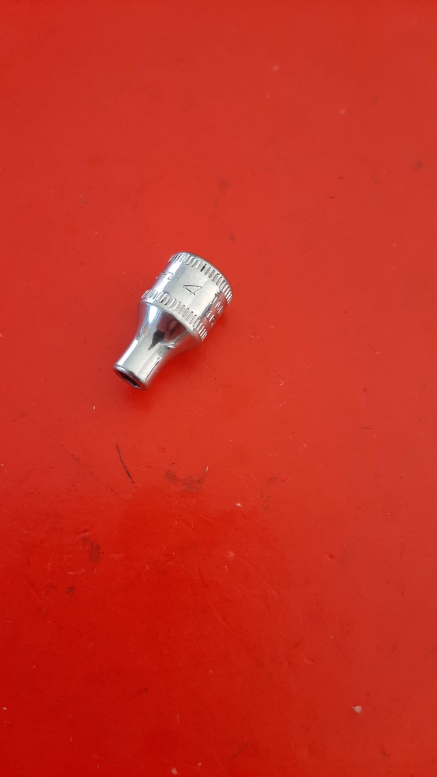 Snap-on Tools USA TMM4 1/4″ Drive 6Pt Point 4mm Chrome Shallow Socket USA