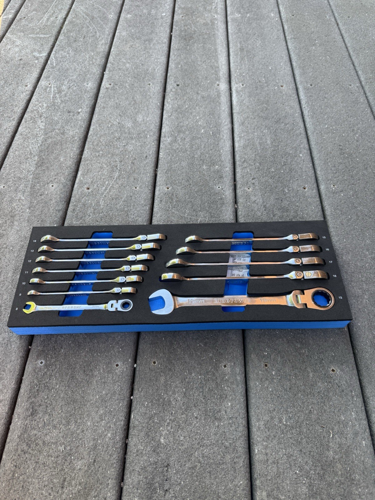 New Cornwell BluePower BPRW12MFST – 12 Pc Metric Ratcheting Flex Head Wrench Set