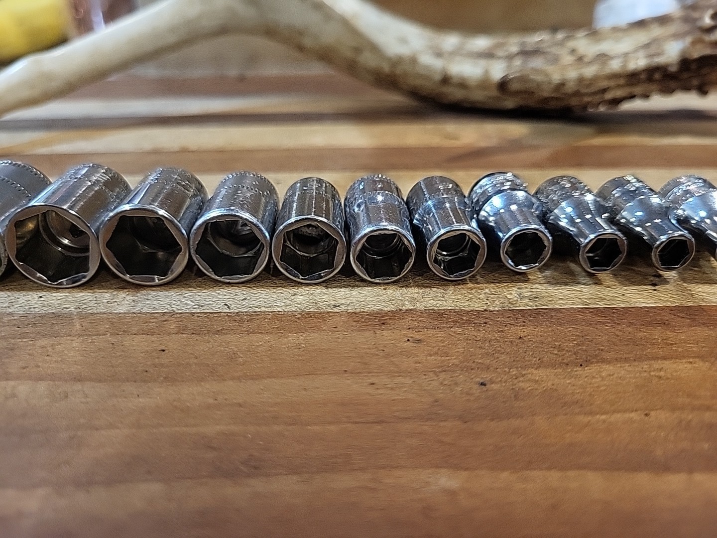 Snap On Tools 113TMMY 13 Pc. 1/4″ Dr. Metric 6 Pt. Shallow Socket Set 4-15mm
