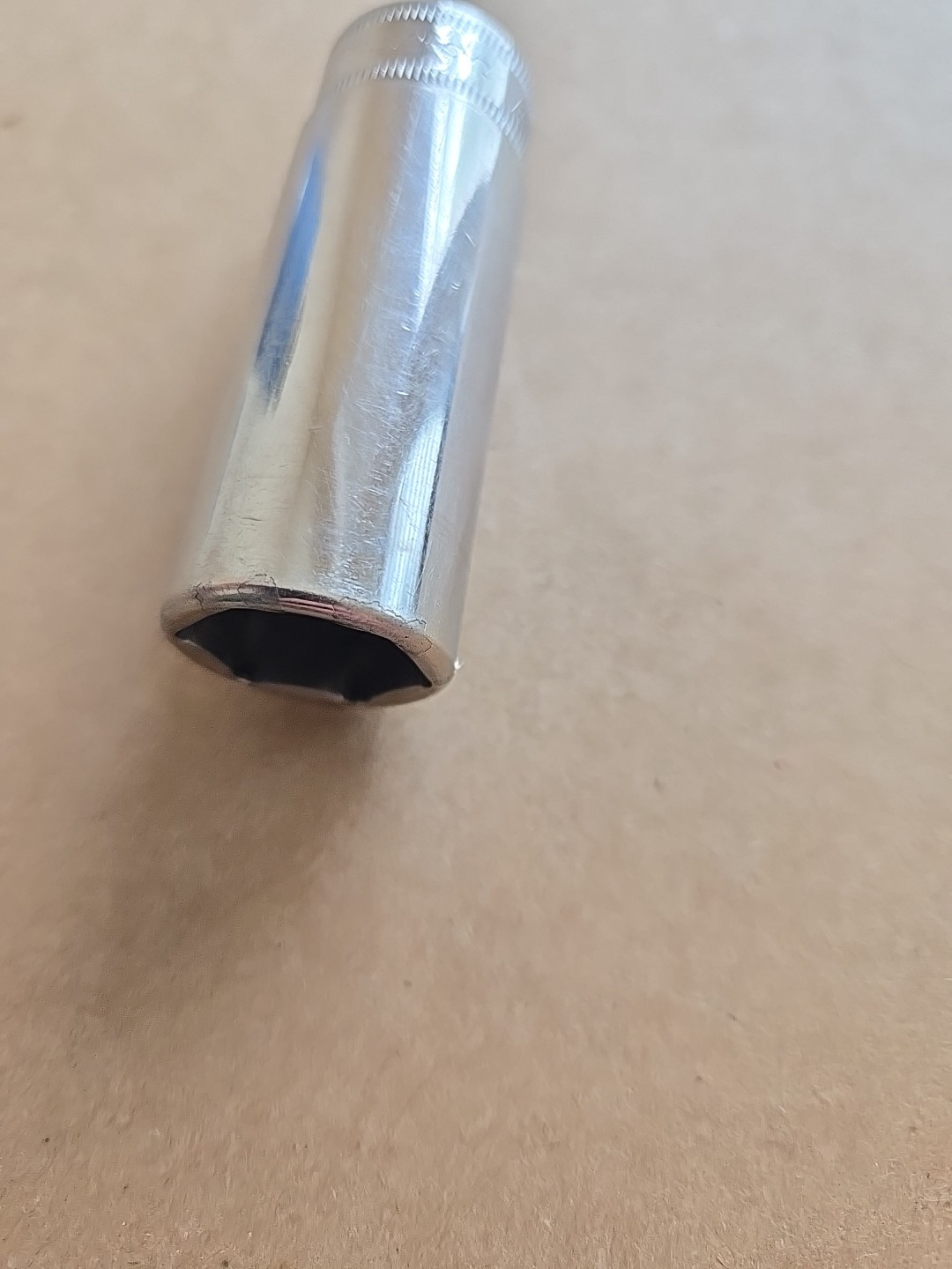 Snap On 3/8″ Drive 18MM 6PT Metric Chrome Deep Socket SFSM18