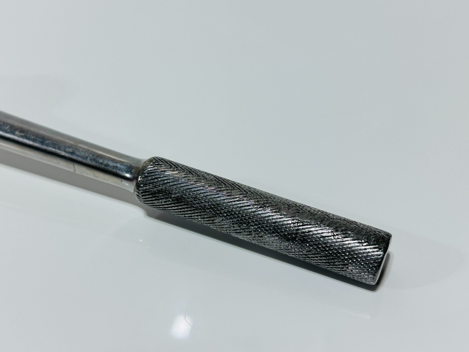 John Deere Tools USA Made TY3168 1/2″ Drive Ratchet – 10″ Long – Knurled Handle