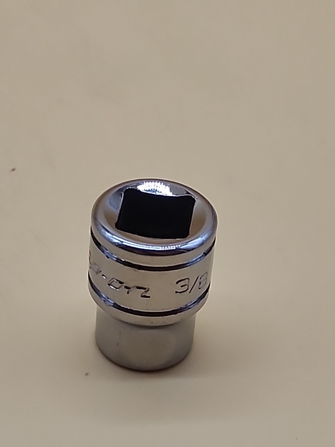 Snap-on Tools F121 3/8″ 12pt 3/8″ Drive Socket USA