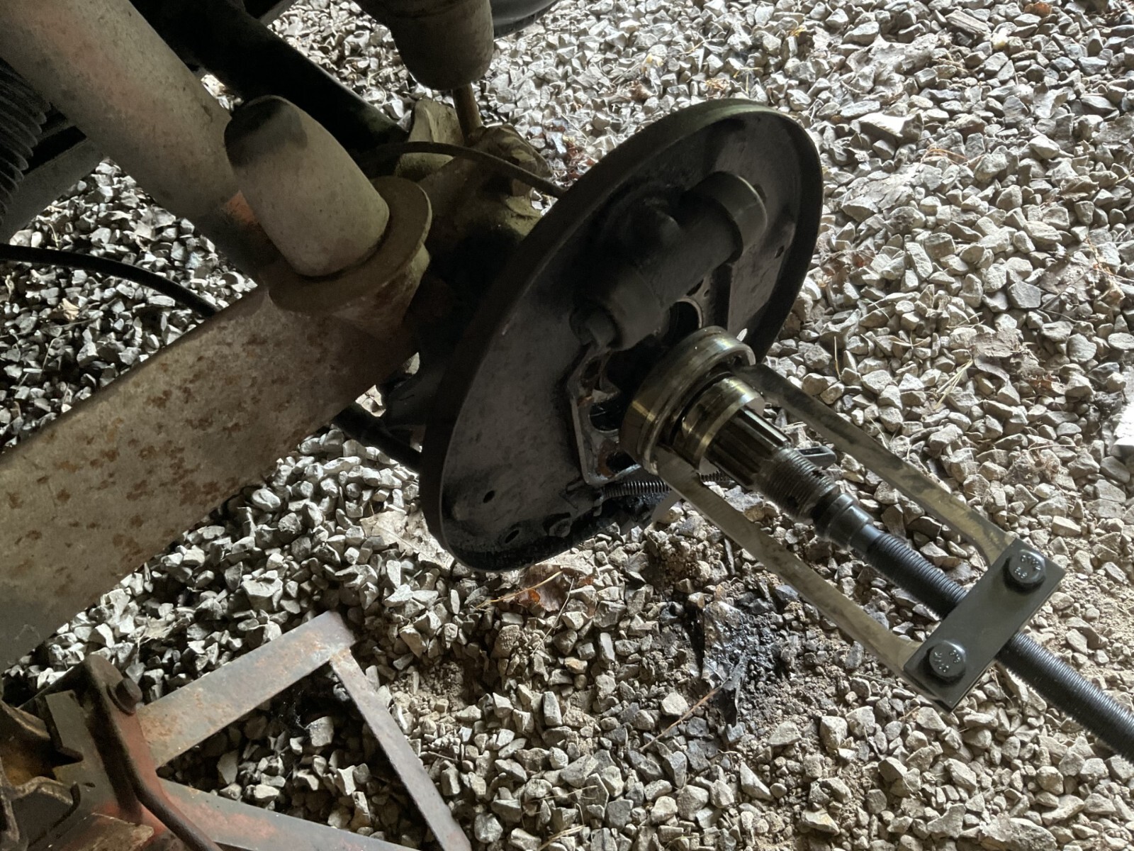 Aircooled VW 6306 Rear Swing Axle Bearing Puller – Fritz 70