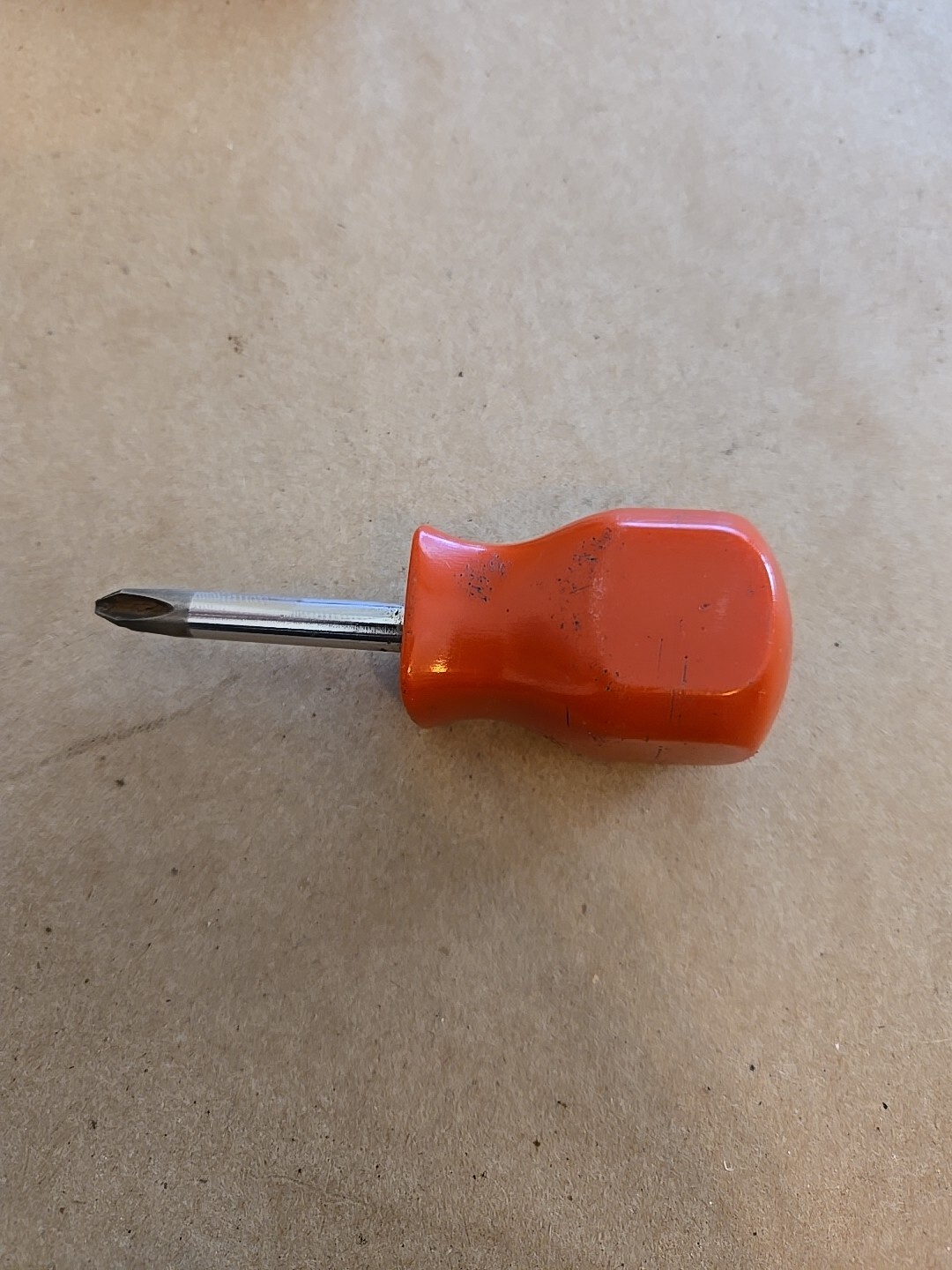 Mac Tools #2 Phillips 1/4″ Flat Tip Stubby Screwdrivers Red Handle P212XA PNR2SA