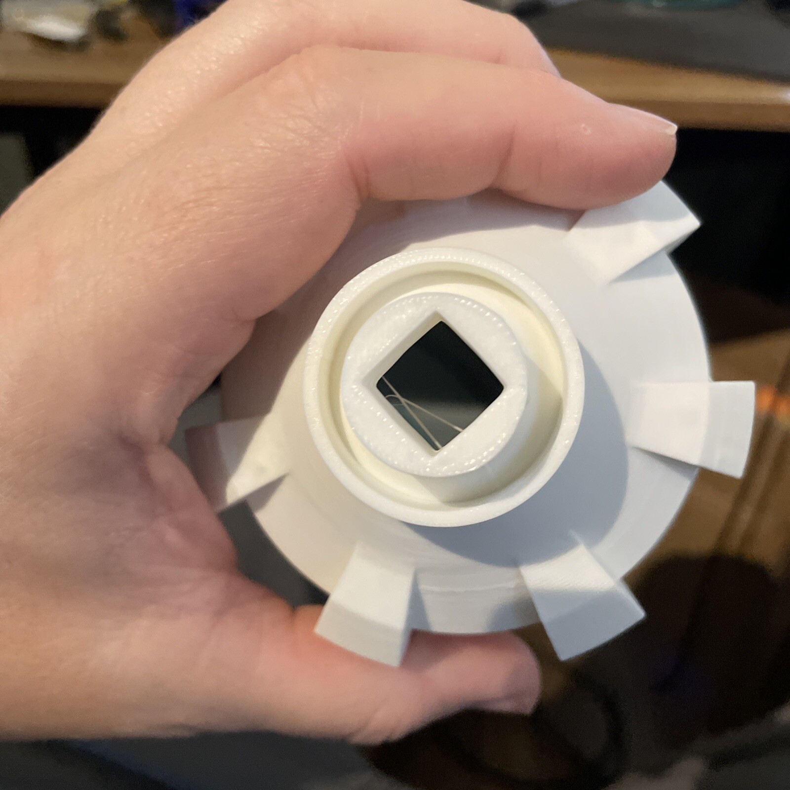 3D printed oil_filter_drain_72.5mm 14 flute oil filters. This is an oil filter r