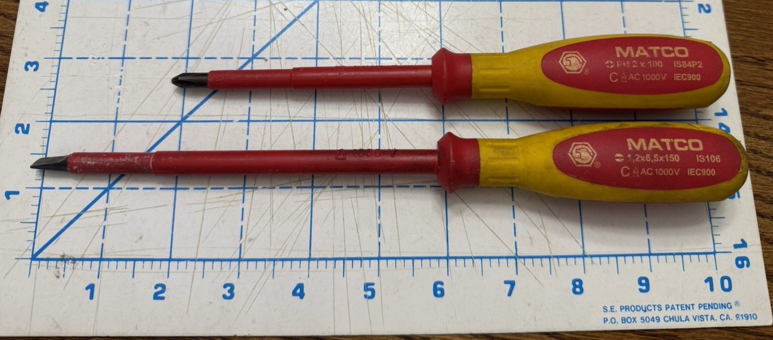2 Matco Tools AC 1000v Insulated Phillip & SLOTTED Screwdriver IS84P2 & IS106