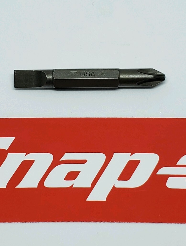 RED Snap on tools pocket screwdriver REVERSIBLE TIP pocket screwdriver w/clip !!