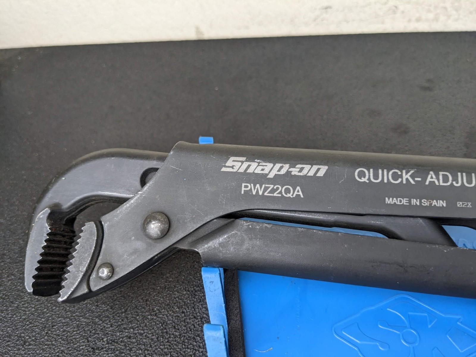 #bo853 Snap-on Tools Red 17″ Soft Grip Quick Adjust Pliers Wrench PWZ2QA
