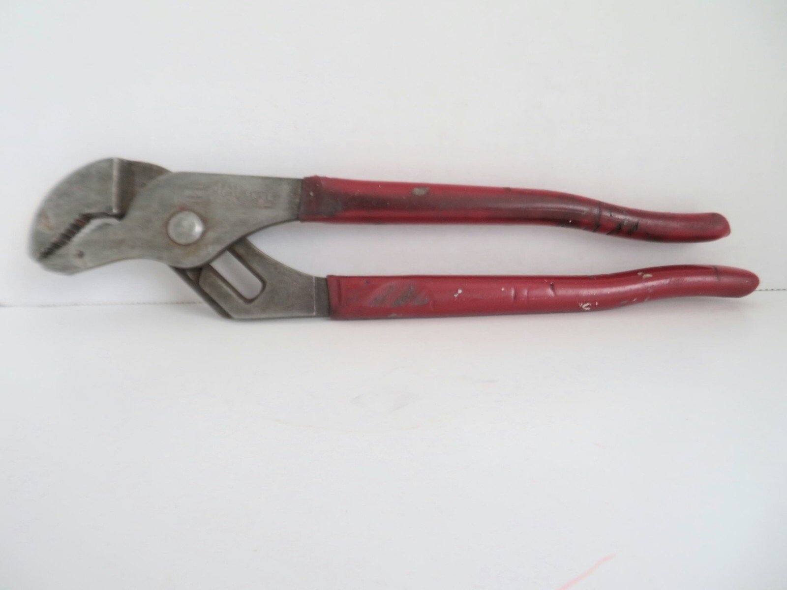 MAC Tools M420G Channel Lock Pliers (Slip-Joint) 10″ long