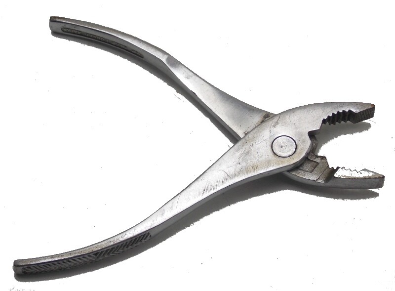Vintage Westline 6.25″ Slip Joint Knurled Grip Pliers H5006 Made in Japan Used