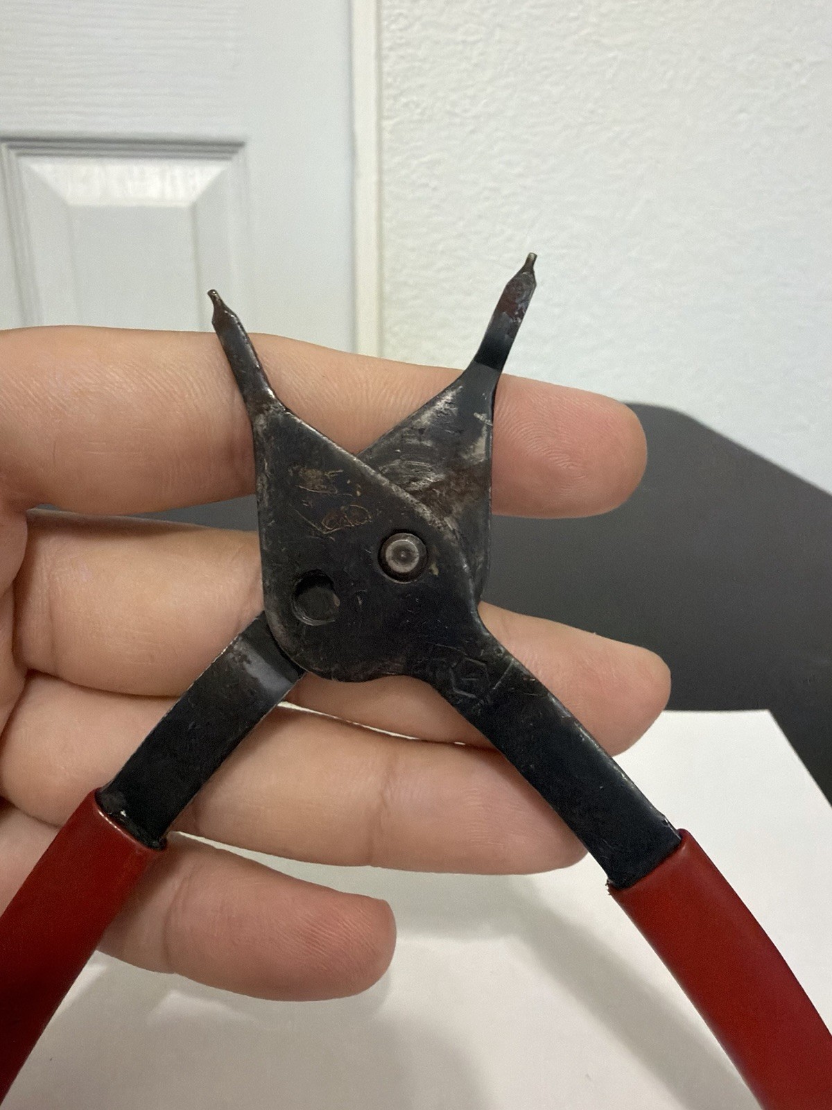 MAC TOOLS TP32, SNAP – RING PLIERS, 6″ LONG *REVERSIBLE*