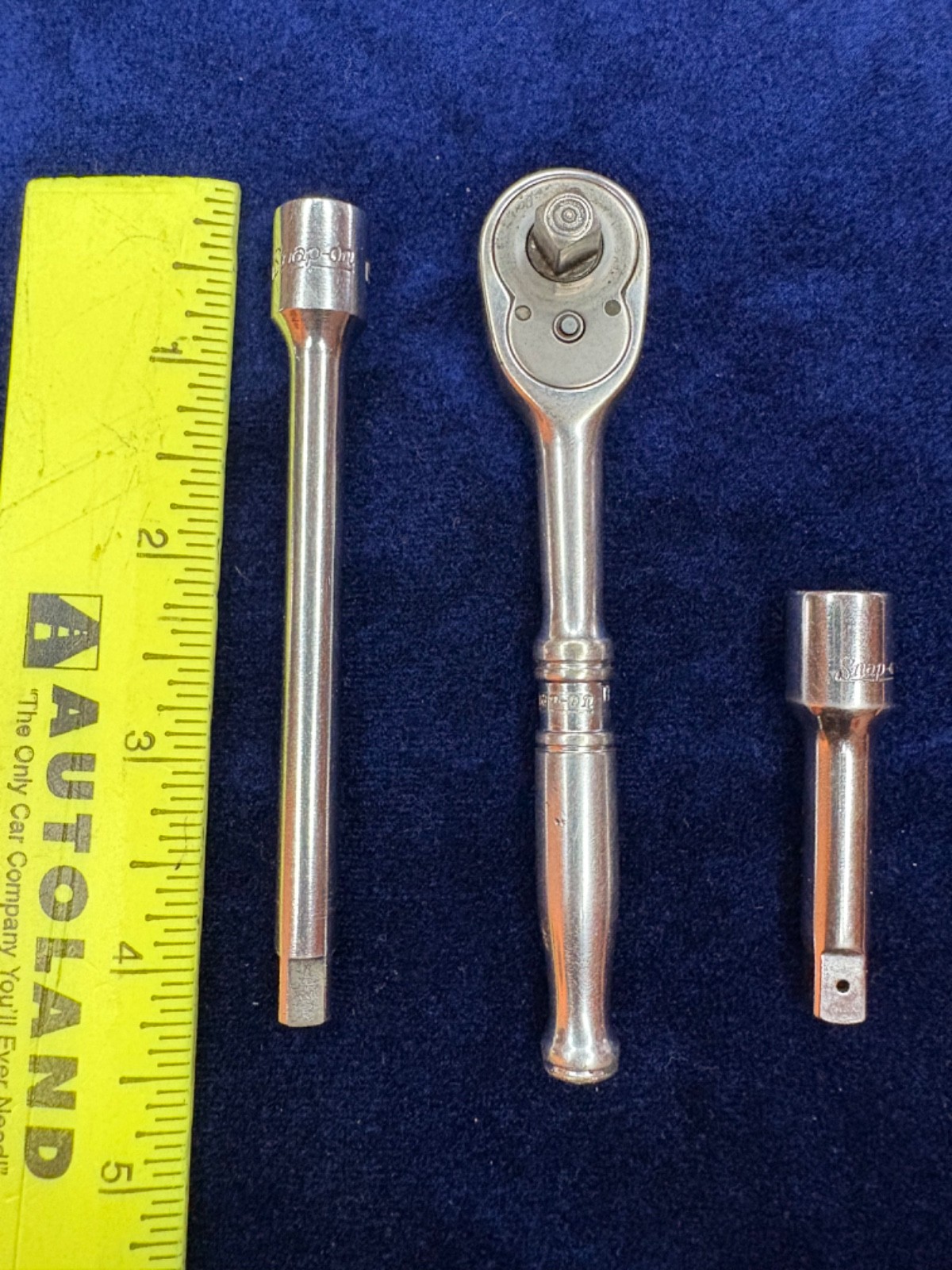 vintage Snap On 1/4″ ratchet TM 70 B, two (2) extensions one 2″, one 4″ included