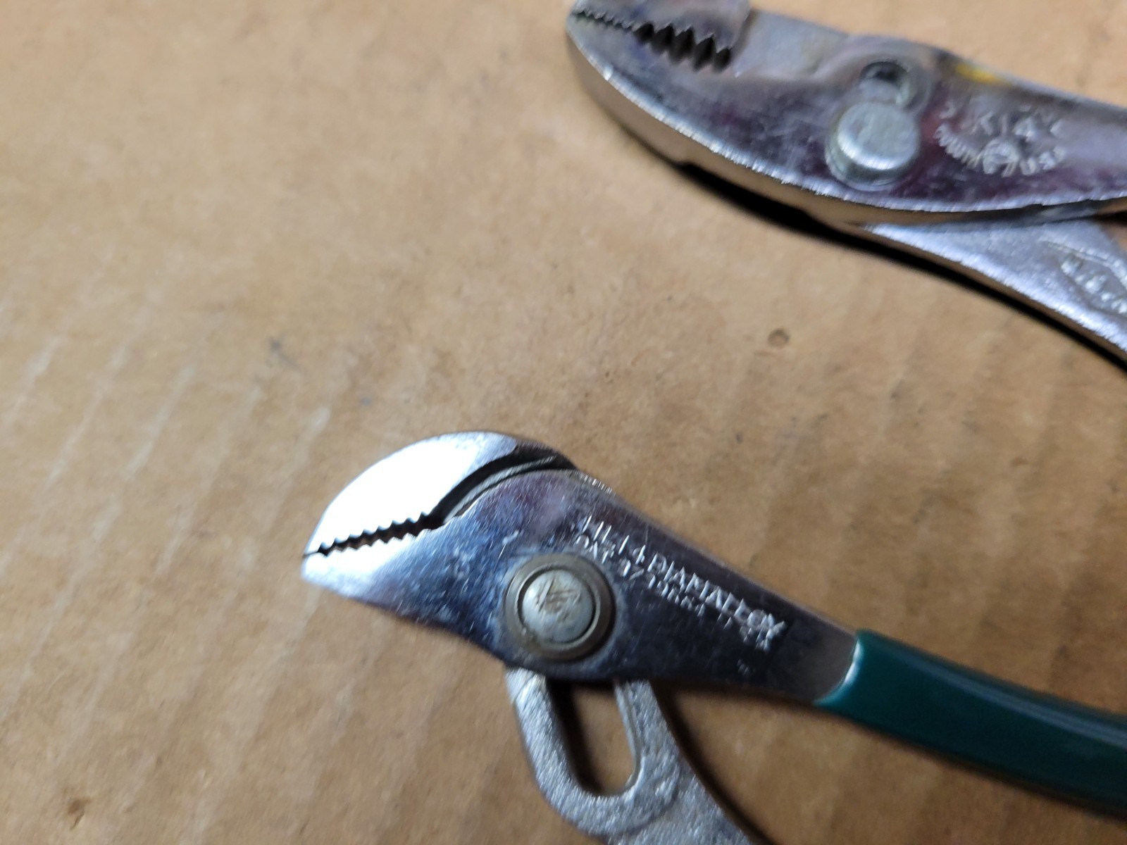 Diamond Tool & Horseshoe Green Handle 2-Piece Mine Pliers Set K14 + HL14