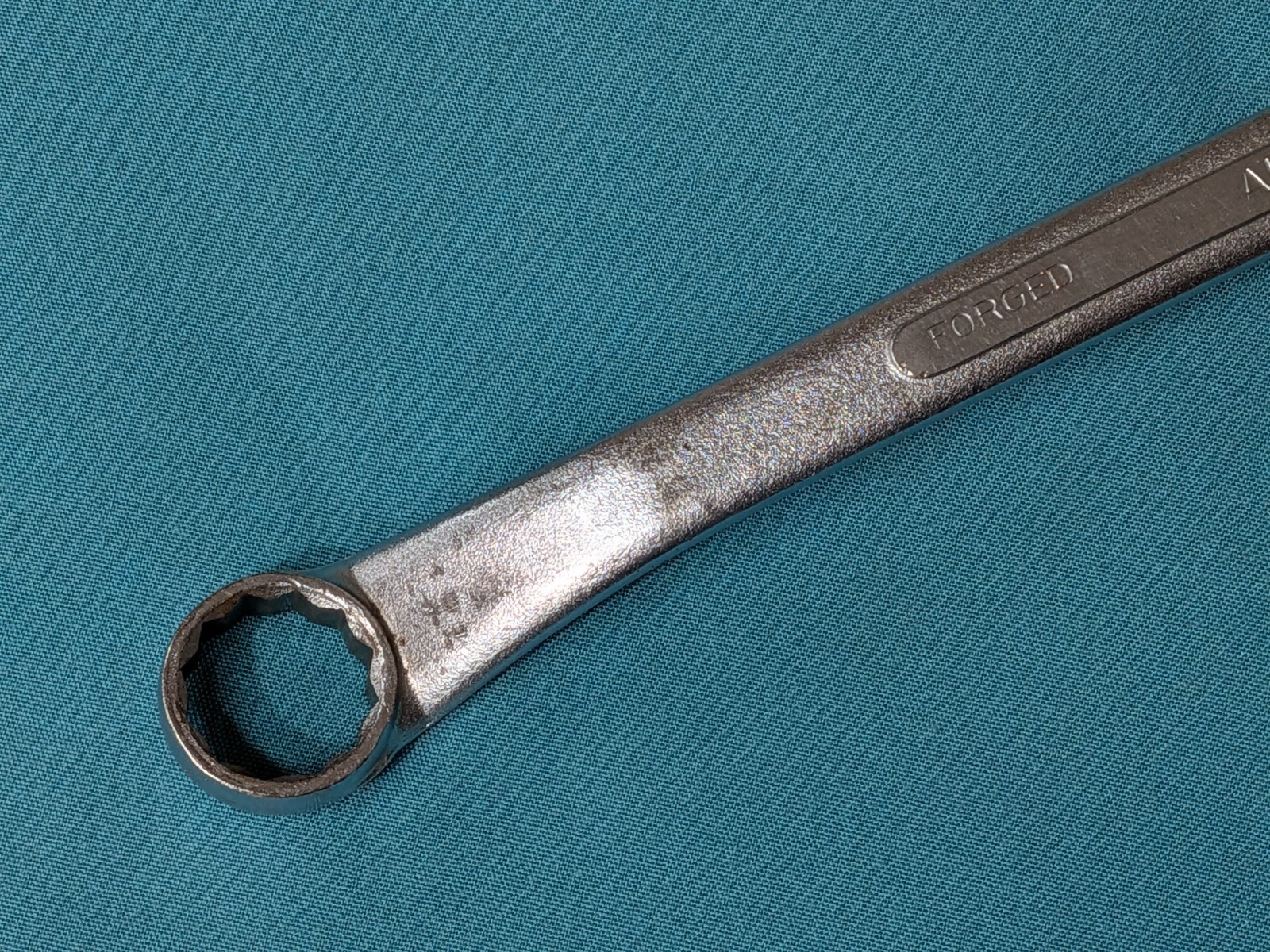 S-K Wayne # B-3032 12pt. Box End Wrench 1″ x 15/16″ x 15-1/2″ Vintage 1960’s Era