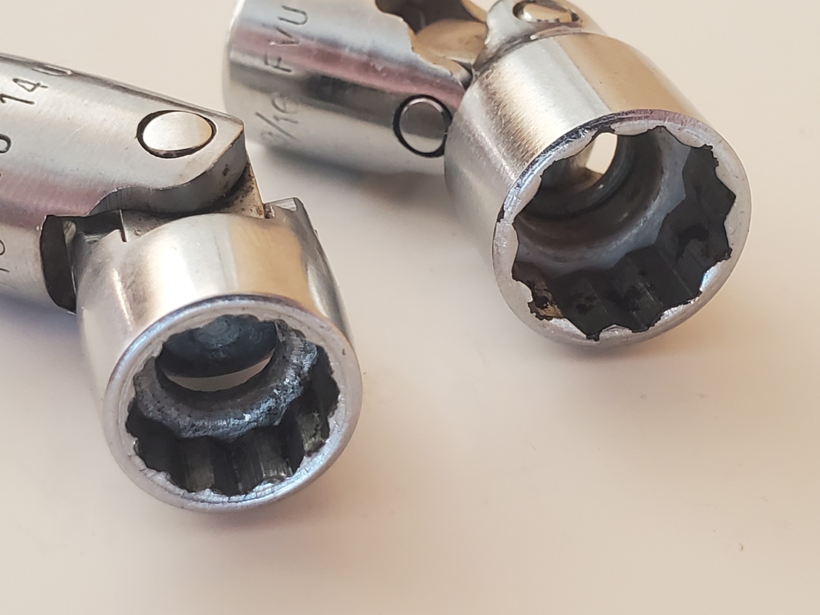 Snap-On 3/8″ Drive FVU 14 – 7/16″ & FVU 18 – 9/16” Swivel Socket 12 Point