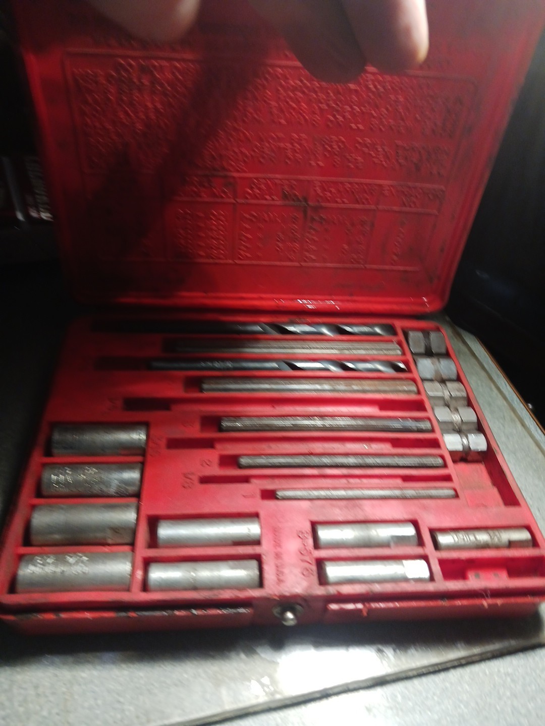 MAC Tools SE10 Screw Extractors Set 22 Pieces Red Hard Case Incomplete USA
