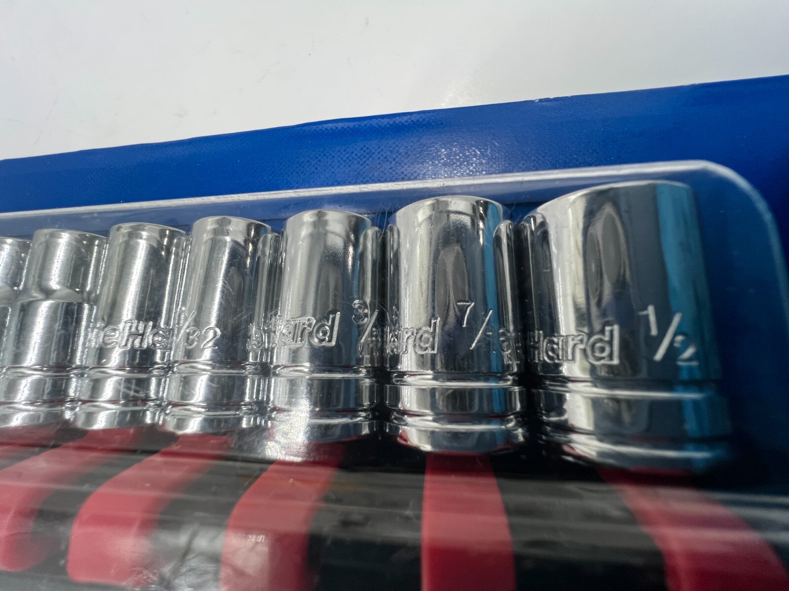 DieHard 9-Piece Socket DHP55244 SAE 1/4″ Drive 6-Point Off-Corner Loading