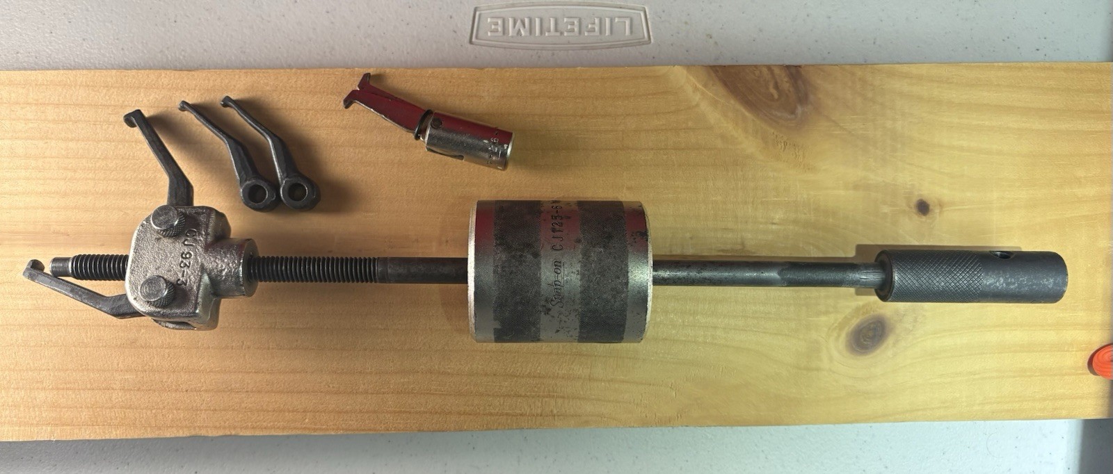 Snap On Tools USA Slide Hammer Bearing Puller Set CJ125-6 CJ93-1 CJ-93-4 + Jaws