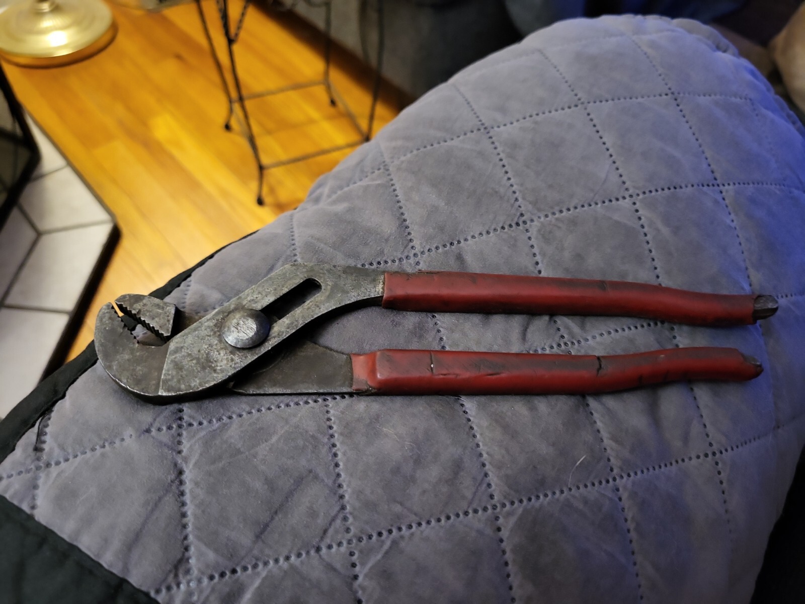 MAC Tools USA Vintage Slip Joint Pliers – Model M420G – Red Handle