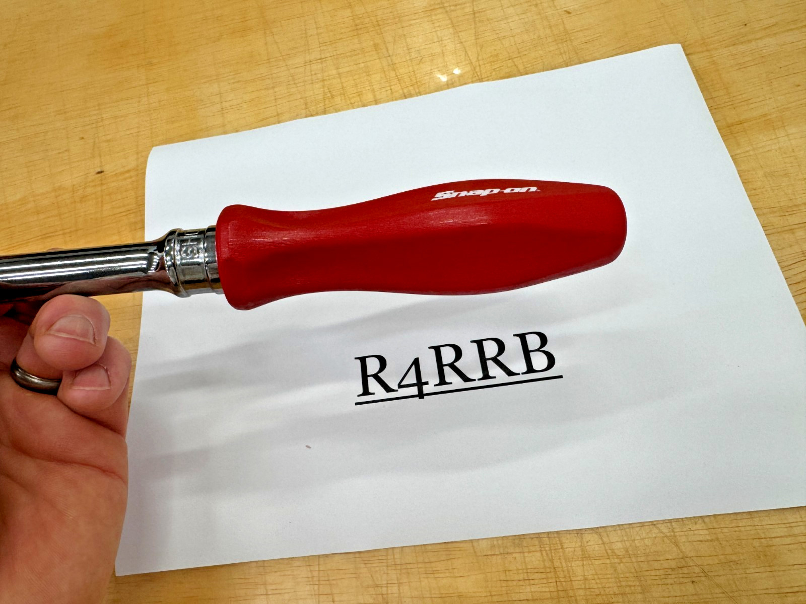 Snap-on Tools USA CLASSIC RED 1/2″ Drive Hard Grip Ratchet SHD80AR RARE NOS