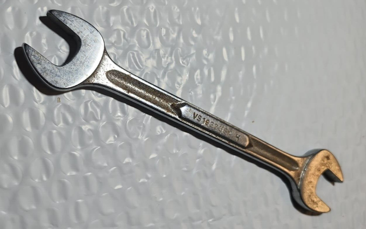 SNAP-ON VS1922, 19/32″ X 11/16″ OPEN END WRENCH, 7.25″ LONG.