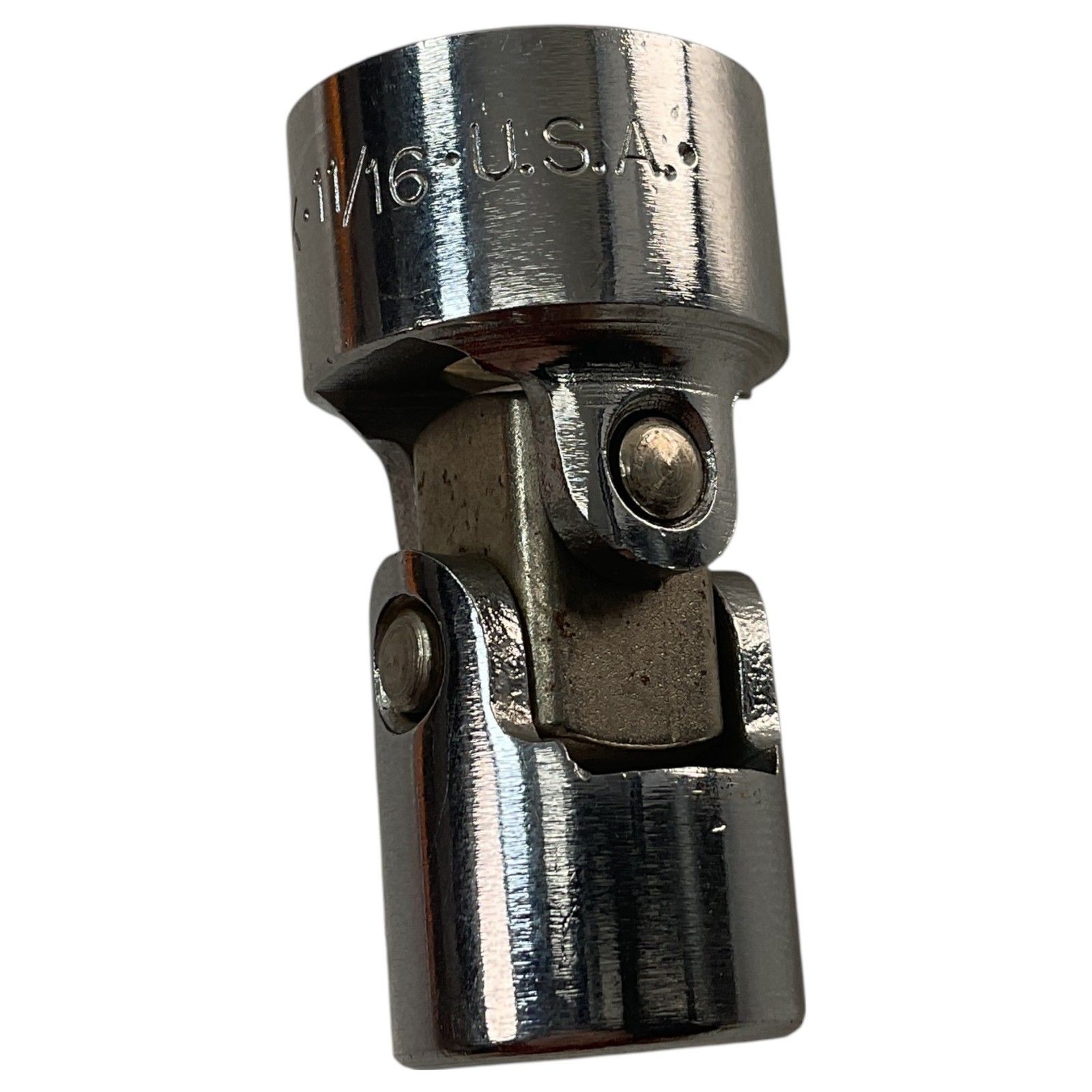 S-K Tools Universal Joint Socket 40622 11/16″ 6-Point 3/8″ Drive As Pictured USA