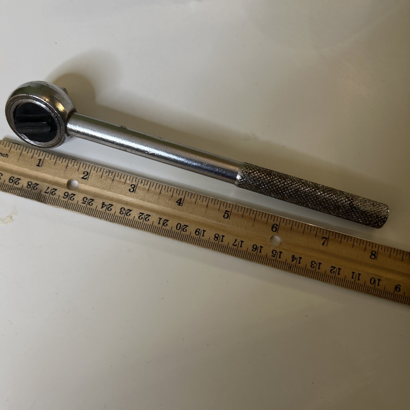 Vintage Hand Tool Drive Ratchet Knurled Handle