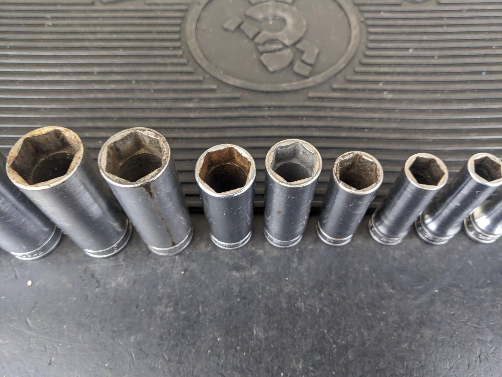 #bg232 Snap on Tools 211SFSY 3/8″ Drive Deep Chrome Socket Set Socket Set