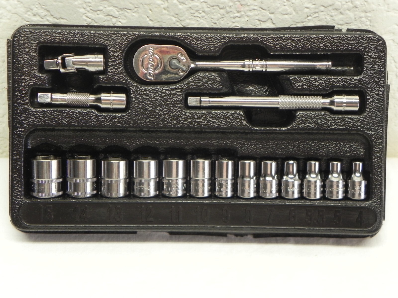 Snap-On 117TMM 17 Piece 1/4″ Drive 6 Point Metric Service Starter Set w/Holder