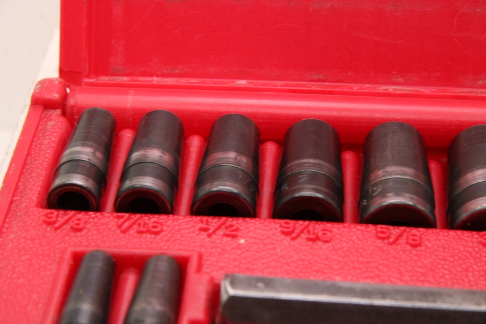 Blue Point PGH8A 11 Piece Gasket Punch Set Complete In Case Damage to 1″ USA