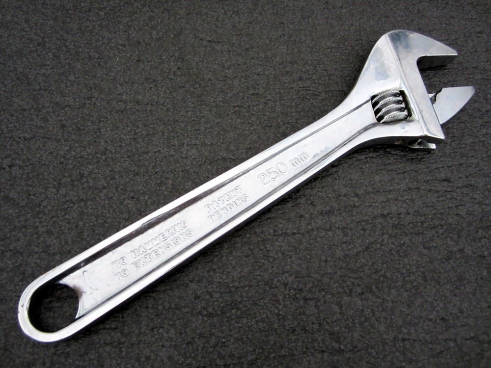 Vintage Snap-on 10″ Adjustable Wrench AD10 Chrome Underline USA