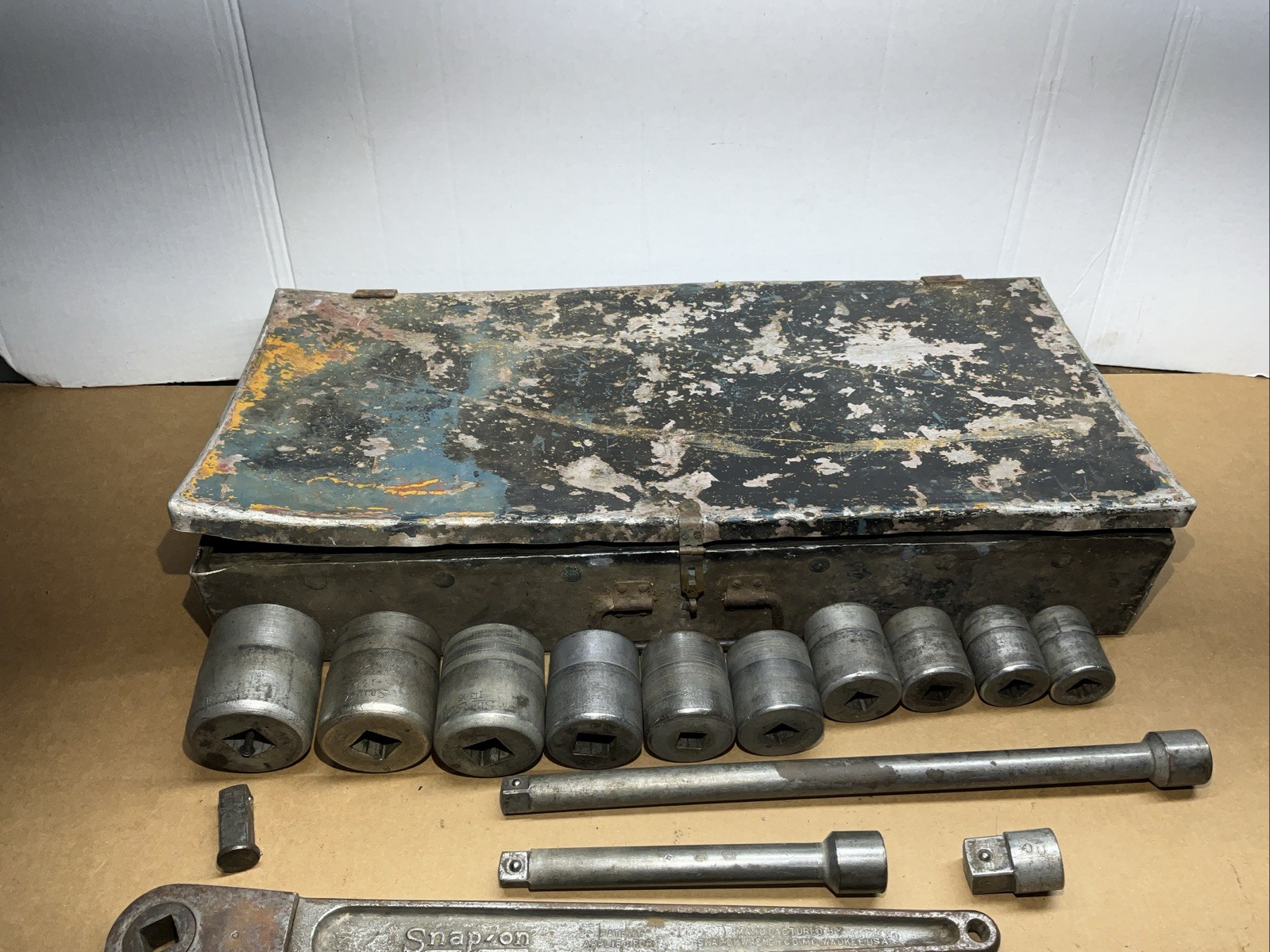 Snap On Tools USA 5/8” Drive Push Thru Ratchet 18” Hd Sockets Extensions & 7/8”